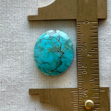 Load image into Gallery viewer, Hubei Turquoise Oval Cabochon
